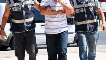 2 Ay 15 Gün Hapis Cezasıyla Aranıyordu, Yakalandı
