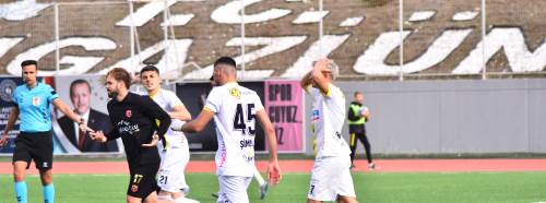 2 Eylül ilk 10 dakikada dağıldı