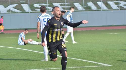 2 Eylülspor’un başarılı oyuncusu Eskier yıldızlaştı!