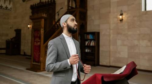 2 Ocak cuma hutbesi konusu ve PDF metni | Diyanet bu haftaki cuma hutbesini yayınladı: 'Her Şey Allah'ı Anlatır!