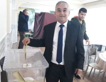 20 Yıldır Sekreterliğini Yaptığı Ziraat Odasının Başkanlığına Seçildi
