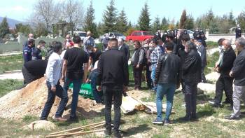 26 Yaşındaki Genç Doktor Son Yolculuğuna Uğurlandı
