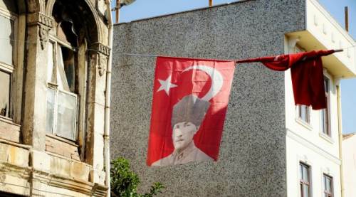 28 Ekim okullar ve üniversiteler yarım gün mü, tatil mi? 28 Ekim yarım gün tatil mi, nereler kapalı?