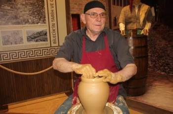 3 Bin Parça Çömlek İçin 3 Ton Çamur Kullanılacak
