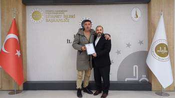 3 Katlı Evini Kur’An Kursu Yapılması İçin Bağışladı
