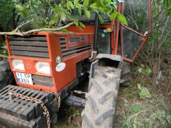 3 Yaşındaki Çocuk Traktörle Dereye Uçtu
