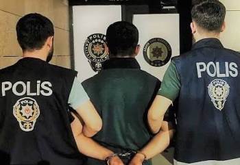 3 Yıl Hapis Cezasıyla Aranıyordu, Yakalandı
