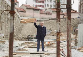 30 Ağustos İş Merkezi Otopark İhtiyacını Da Karşılayacak
