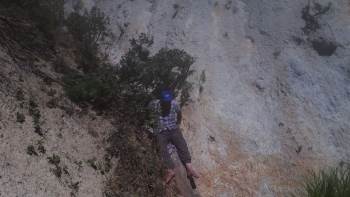 300 Metrelik Uçuruma Yuvarlandı 6 Saatte Kurtarıldı
