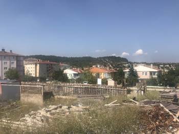 4 Aydır Bir Çivi Çakılmadı
