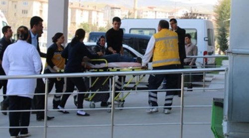 4 öğrenciyi bıçakladılar! Ankara'da lisede dehşet