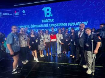 4 Proje Ekibi Başarılara İmza Attı
