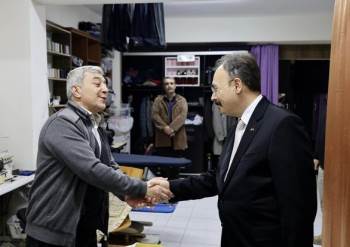 40 Yıldır Terzilik Yapıyor
