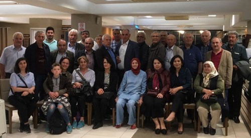 40 yıllık dostlar iftarda buluştu