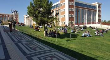 5.8’Lik Deprem Bilecik’Te De Hissedildi
