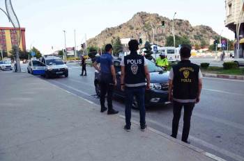 51 Araç Sürücüsüne Toplamda 124 Bin 950 Tl Para Cezası Kesildi
