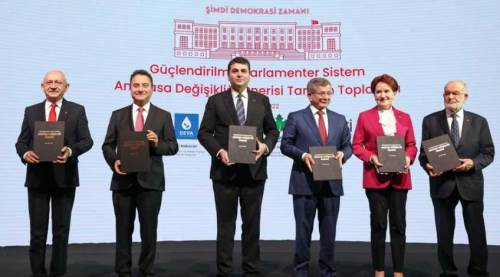 6'lı masanın paketi yeniden geliyor!