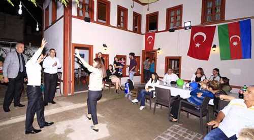 6'ncı yıl anısına kutlama programı