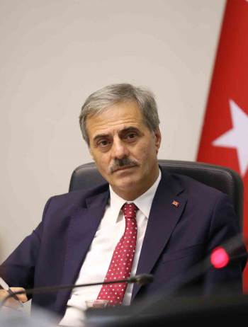 6 şubat felaketinin yıl dönümünde Sakarya'dan dönüşüm vurgusu