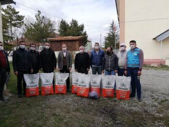62 Çiftçiye Yağlık Ayçiçeği Tohumu’ Dağıtıldı
