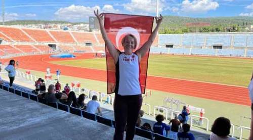 66 yaşında yeni rekorla Eskişehir'e döndü