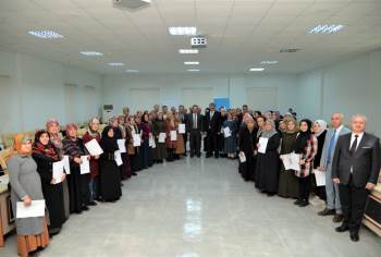 74 Farklı Kursa Bin 962 Kursiyer Katıldı
