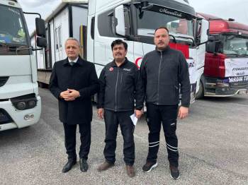 8 Tır Yardım Malzemesi Ve Konteyner Hatay’A Uğurlandı

