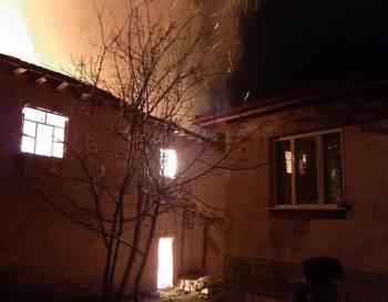 85 Yaşındaki Adam Evsiz Kaldı
