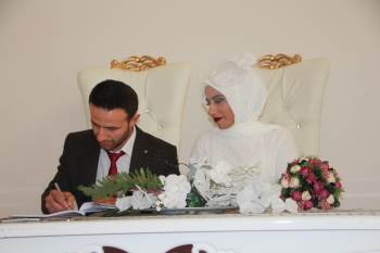 9.9.2019’Da 12 Çift "Evet" Dedi
