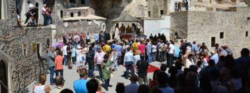 9 GÜNLÜK TATİL TURİZMCİLERİ GÜLDÜRDÜ