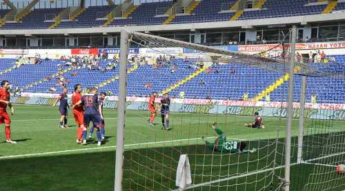 90’DA ALEVLENEN OKRIAŞKVİLİ