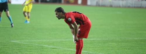 90 dakika sahada kaldı