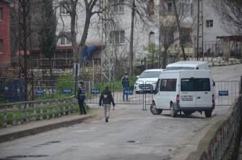 912 Nüfuslu Köyde Hayat Durdu
