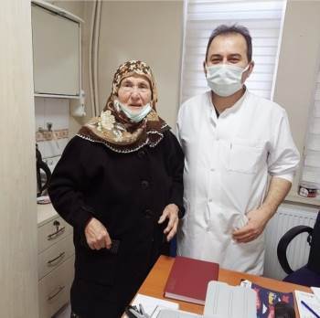 92 Yaşındaki Hastanın Yeniden Yürüme Sevinci
