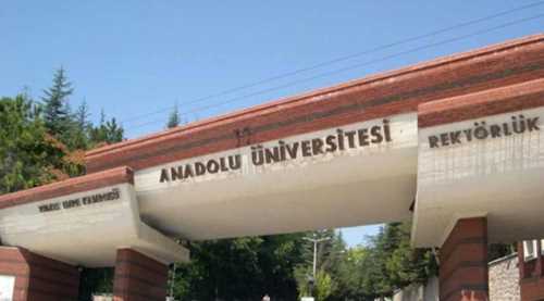 A.Ü. Hayalleri gerçekleştiriyor