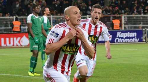 AATIF İDDİALI KONUŞTU