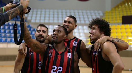 ABD'li oyuncu Türkçe tekerleme söylemeye çalışırsa