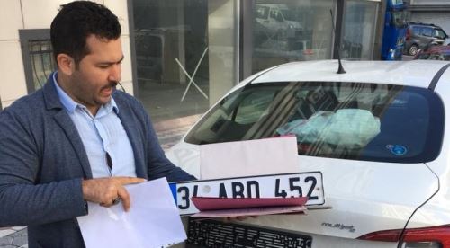 ABD'ye en ilginç vize protestosunu yapan bakın kim