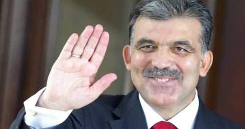 ABDULLAH GÜL: ALNIMA SİLAH DAYADILAR