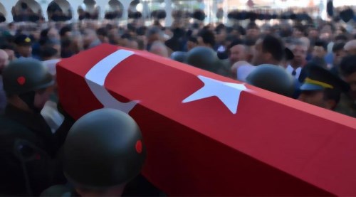 Acı haber geldi: 1'i asker 2 şehit