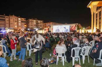 Açık Havada Sinema Keyfi
