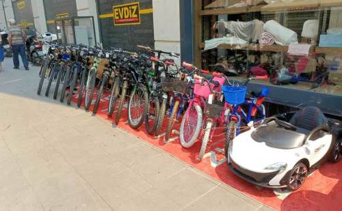 Açık havada ulaşımın gözdesi: Eskişehir'de bisiklet satışları arttı