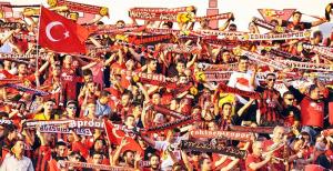 Açık tribün 15 TL