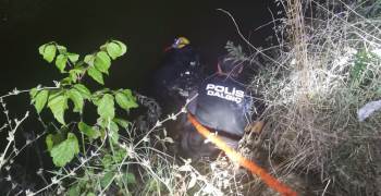 Acılı Aile, Deniz Polisi Su Altı Ekibinden Gelecek Haberi Bekliyor
