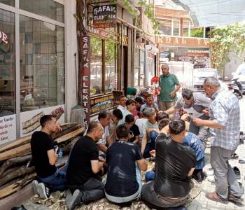 Adak Pilav Geleneği Sürüyor
