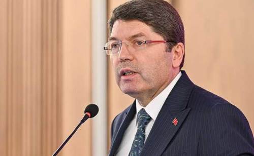 Adalet Bakanı Tunç'tan önemli açıklama: 3 ilde "sokak hayvanları" soruşturması!