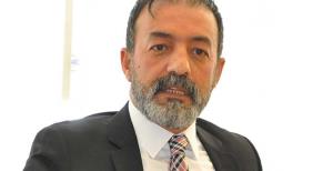 Adamlığı varsa açıklar