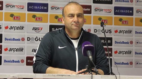 Adana Demirspor cephesi 1 puandan memnun