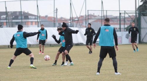 Adana ile 27. randevu