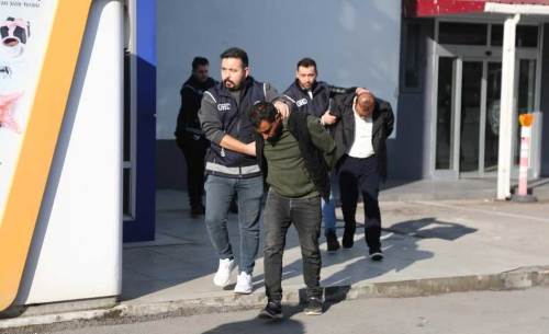 Adana merkezli şebeke Eskişehir’de çökertildi: 4 tutuklama!